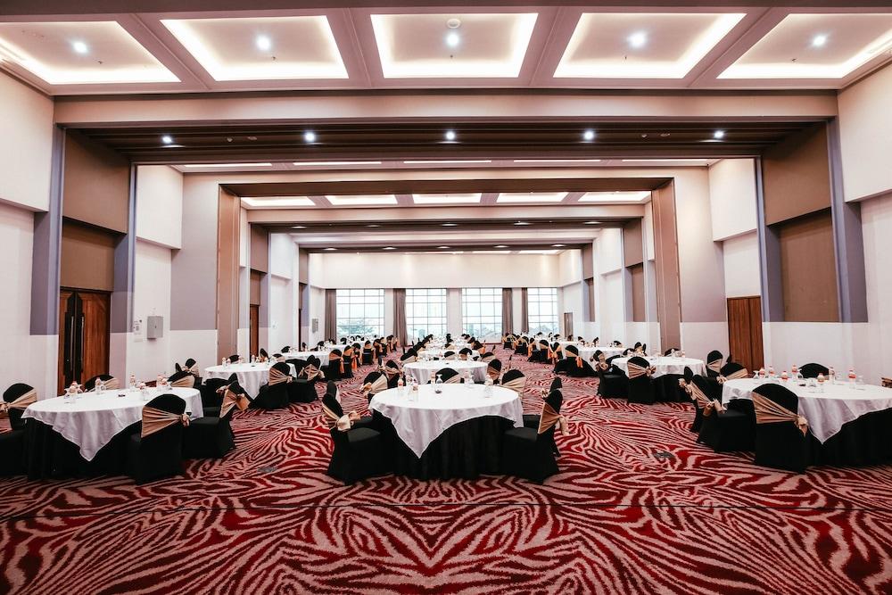 Fox Lite Hotel Metro Indah - Bandung Exteriör bild
