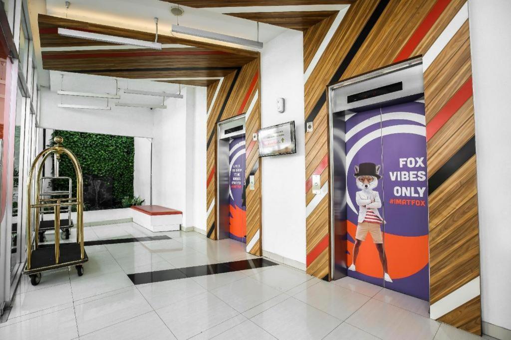 Fox Lite Hotel Metro Indah - Bandung Exteriör bild