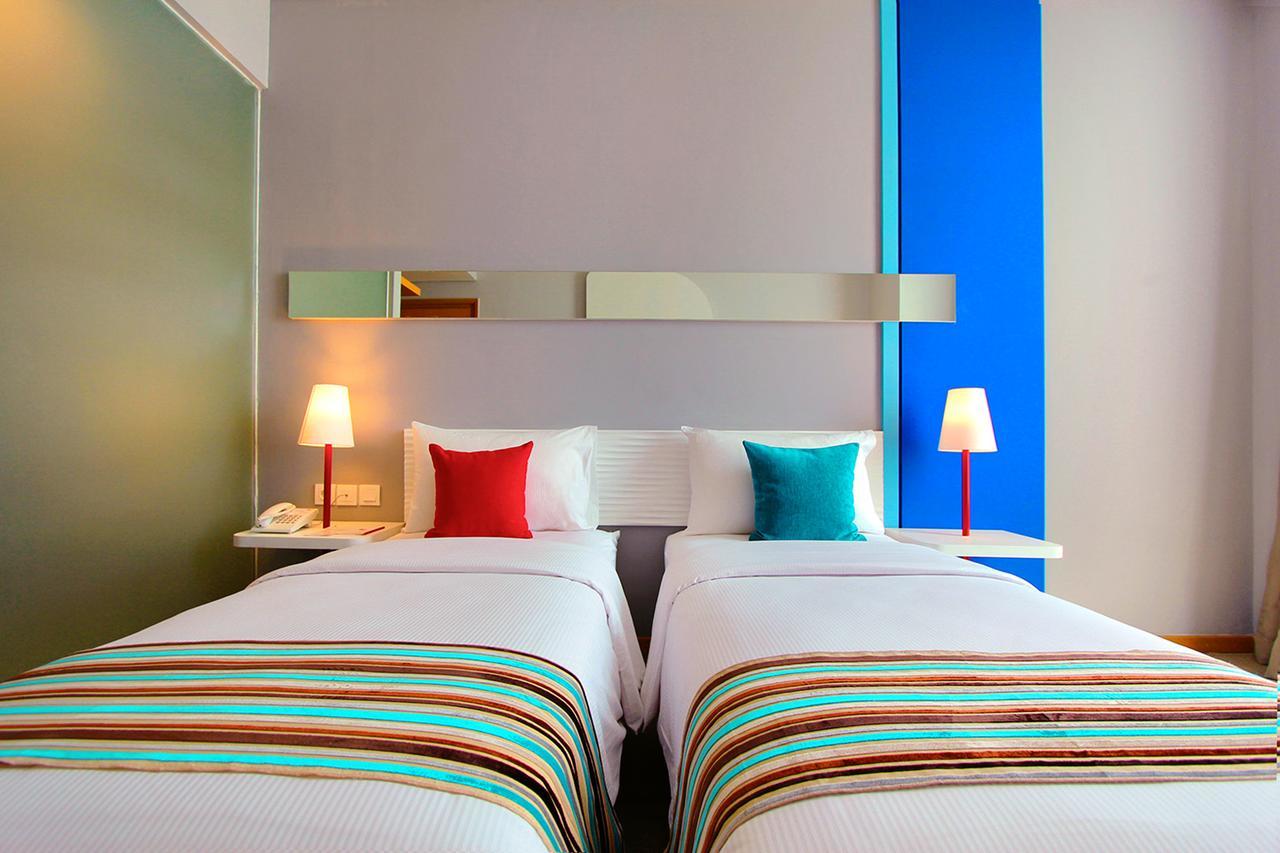 Fox Lite Hotel Metro Indah - Bandung Exteriör bild